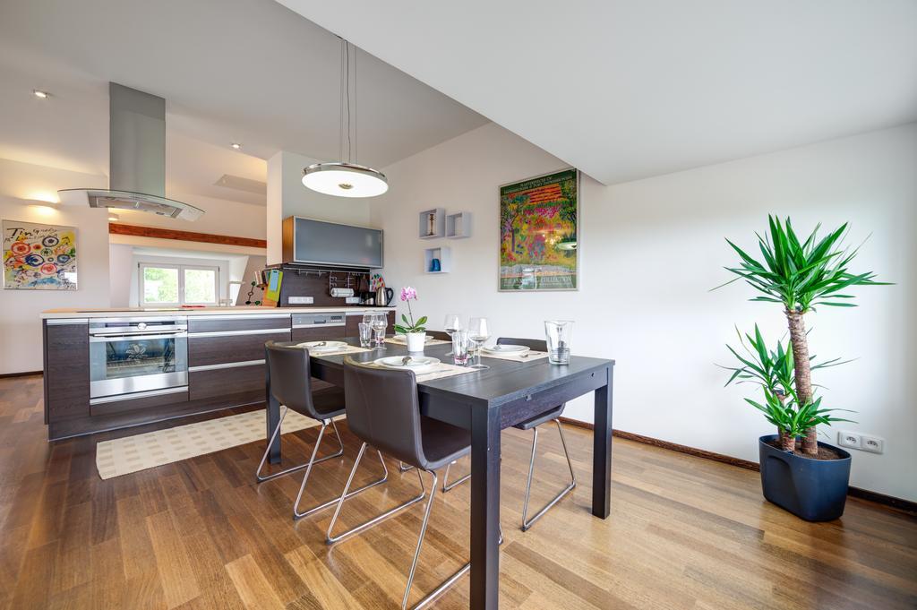 Nosislav Apartments ภายนอก รูปภาพ